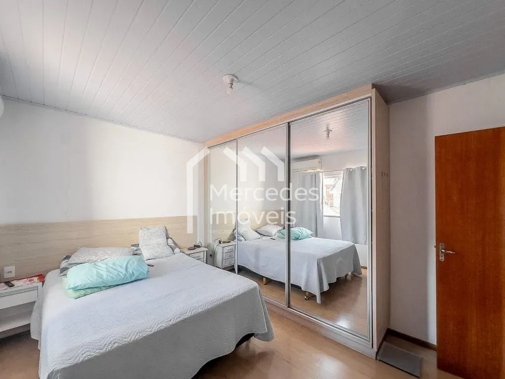 Foto 9 de Casa com 3 dormitórios à venda, 300 m² - Centro - Itajaí/SC